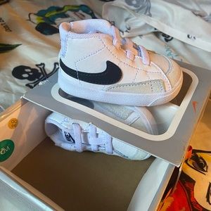 Nike Blazer  baby size 2c